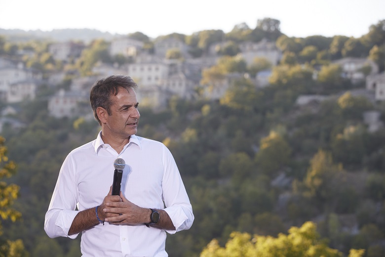 Περιοδείες στην ελληνική περιφέρεια καθιερώνει ο Κυριάκος Μητσοτάκης
