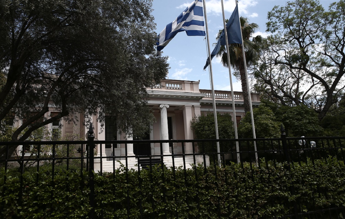 Έκτακτη σύσκεψη στο Μαξίμου για τις αυξημένες μεταναστευτικές ροές