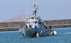 Εντοπίστηκαν 30 μετανάστες να αποβιβάζονται από σκάφος σε παραλία της Τήλου