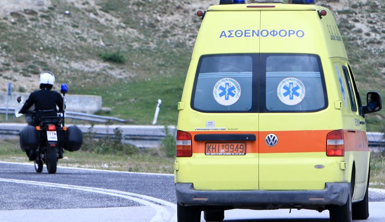 Θεσσαλονίκη: Μηχανή τρένου συγκρούστηκε με Ι.Χ. – Τραυματίστηκε ο οδηγός του οχήματος