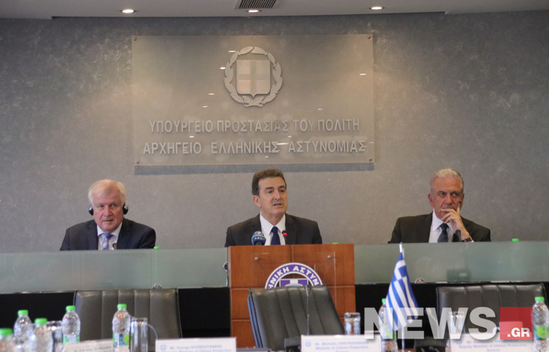 Χρυσοχοΐδης: Στην ΕΕ θα πρέπει να υπάρξει κατανομή ανάλογη των προσφυγικών ροών