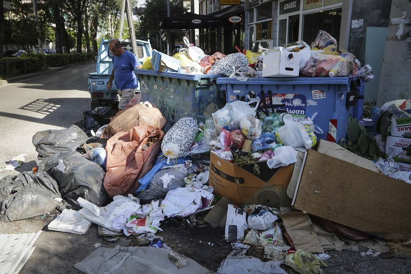 Έκκληση του δήμου Αθηναίων στους πολίτες για τα σκουπίδια