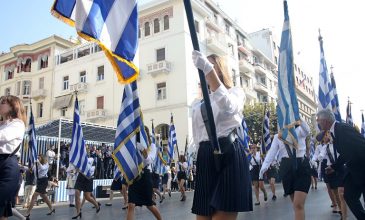 «Είδαμε τις ελληνικές σημαίες να κυματίζουν ψηλά και μάλιστα να τις κρατούν οι άριστοι, όχι οι τυχεροί»