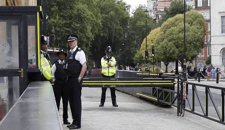 Μειώθηκε ο κίνδυνος τρομοκρατικής απειλής στη Βρετανία