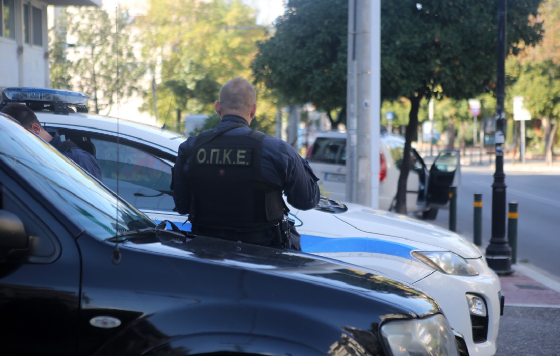 Το «χειρουργικό» χτύπημα της Αντιτρομοκρατικής και τα Καλάσνικοφ που «μίλησαν»