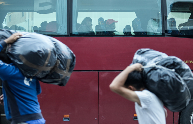 Διακόπτεται μέσα στο μήνα η παροχή επιδομάτων έως και 550 ευρώ σε πρόσφυγες που έχουν πάρει άσυλο