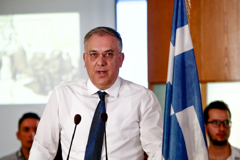 «Το νομοσχέδιο για την ψήφο των αποδήμων πρέπει να έχει καθολική αποδοχή»
