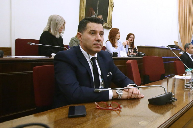 Μανιαδάκης για Novartis: Ασφυκτικές πιέσεις από τους Εισαγγελείς κατά της Διαφθοράς