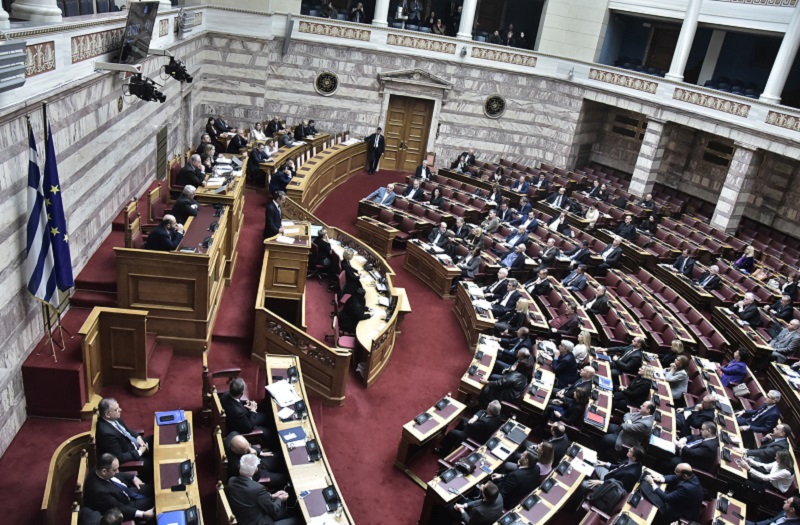 Ψηφίστηκε με 163 ψήφους ο νέος εκλογικός νόμος