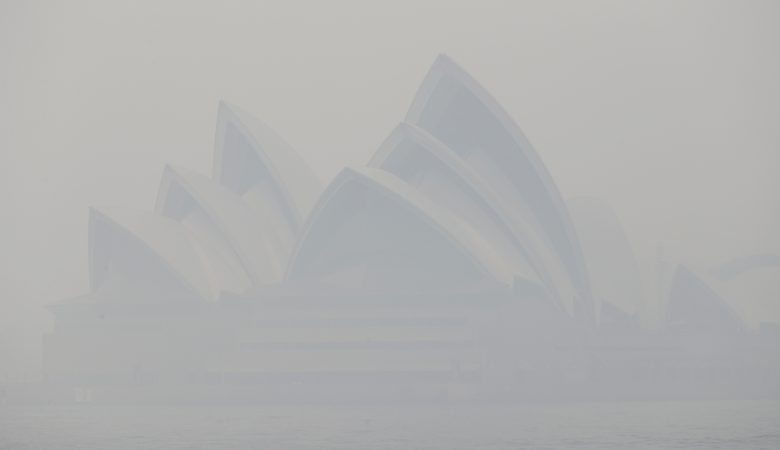 Έντονη ανησυχία για το τοξικό νέφος στην Αυστραλία από τις πυρκαγιές