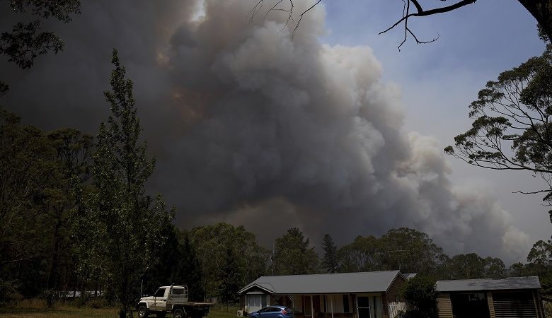 Πάνω από 100 πυρκαγιές μαίνονται στην Αυστραλία