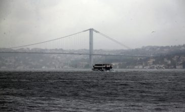 Ισχυροί άνεμοι σάρωσαν την Κωνσταντινούπολη
