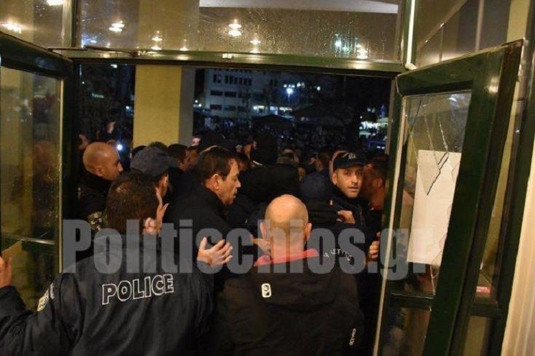 Αντιδράσεις κατοίκων της Χίου για τις δομές φιλοξενίας μεταναστών