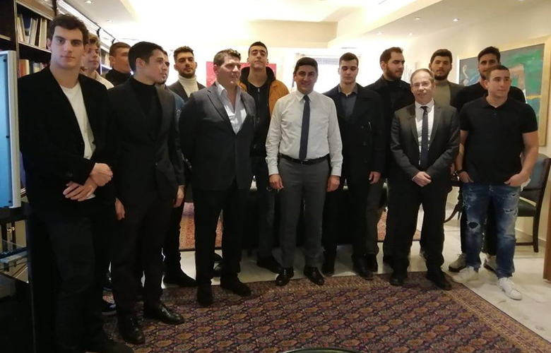 Συνάντηση Αυγενάκη με τη «χρυσή» ομάδα πόλο νέων