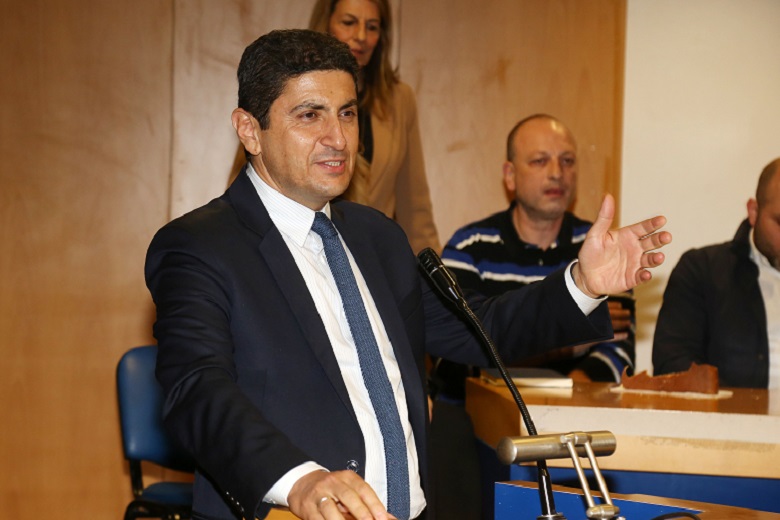 Αυγενάκης: Στοίχημα η αξιοποίηση των γερασμένων αθλητικών εγκαταστάσεων