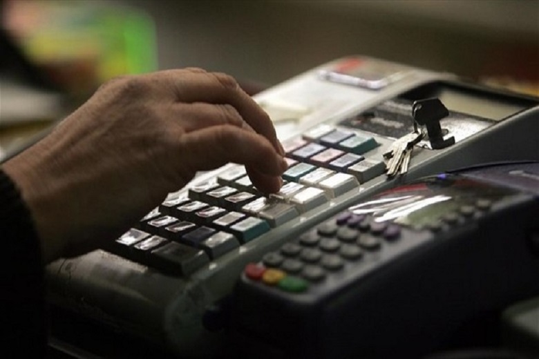Αποσύρονται οι ταμειακές μηχανές που δεν συνδέονται με την ΑΑΔΕ