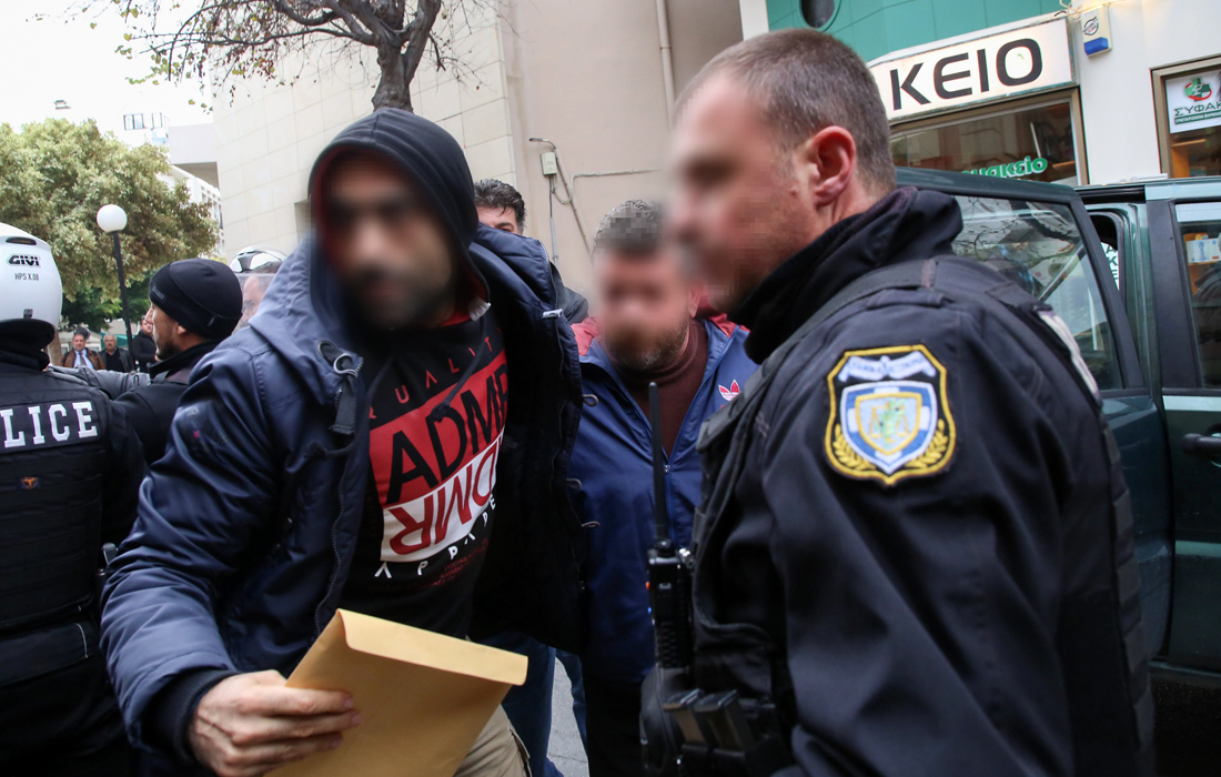 Έγκλημα στο Ηράκλειο: «Με κοιτούσε με το όπλο στα μάτια, μπορούσε να με πυροβολήσει»