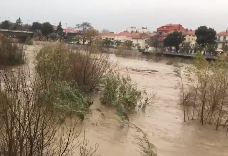 Πλημμύρες και εκκενώσεις περιοχών στη Γαλλία