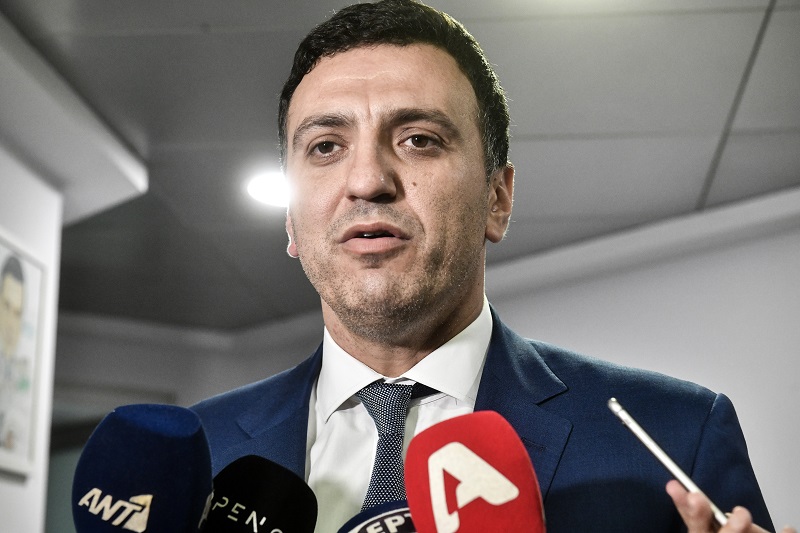Κικίλιας: Ψευδές ότι κλείνουν τμήματα σε τρία νοσοκομεία
