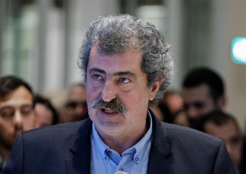 Πολάκης: Η κυβέρνηση δίνει επιλεκτικά «δωράκια» σε κλινικάρχες