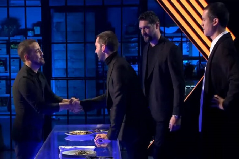MasterChef 4: Το μήνυμα του Βασίλη στα άτομα με προβλήματα όρασης