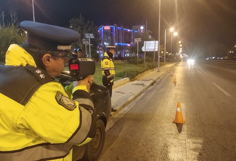 Συλλήψεις για «κόντρες» σε παραλιακή και Βουλιαγμένης