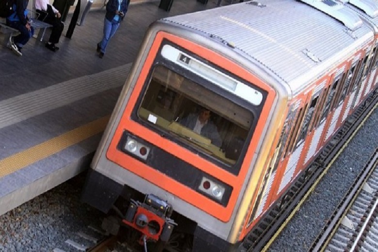 Ένταση στον σταθμό του Θησείου- Χτύπησαν οπαδό