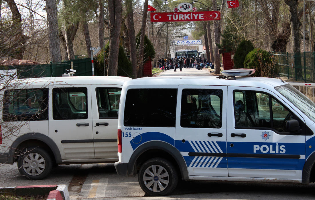 Deutsche Welle: 120.000 πρόσφυγες έτοιμοι να μετακινηθούν προς την Ελλάδα