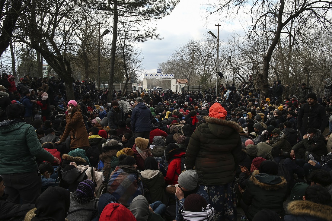 Ρωσία: Η Τουρκία εξωθεί 130.000 πρόσφυγες στην Ελλάδα – Ελάχιστοι οι Σύροι