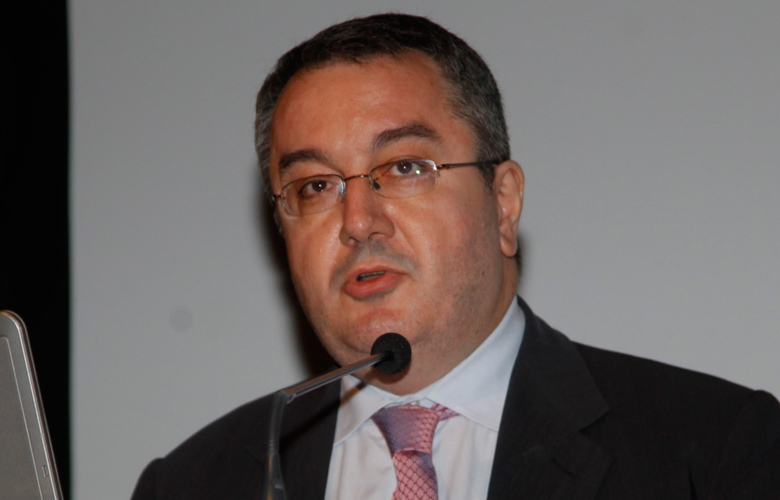 Ο Ηλίας Μόσιαλος εκπρόσωπος της κυβέρνησης σε διεθνείς οργανισμούς για τον κοροναϊό