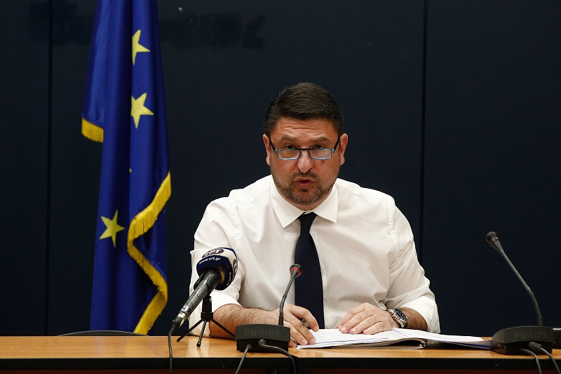 Νίκος Χαρδαλιάς: Χθες το βράδυ φέραμε 30 ανθρώπους από το Λονδίνο, οι οποίοι ήταν όλοι με διάφορα προβλήματα υγείας