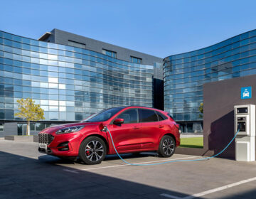 Ήρθε το νέο εξηλεκτρισμένο Ford Kuga