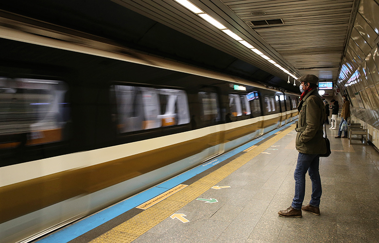 Koροναϊός: Η Τουρκία θα παρακολουθεί μέσω κινητών όσους προσβάλλονται από τον ιό