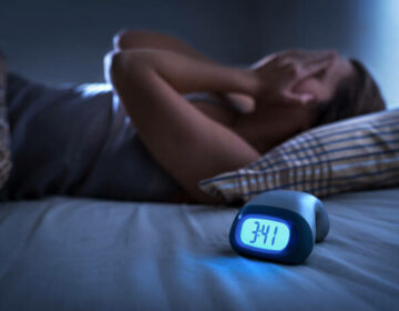 Οι μύθοι για τον ύπνο που πρέπει να σταματήσεις να πιστεύεις
