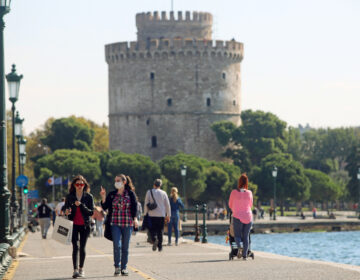 Lockdown: Στο τραπέζι των ειδικών αύριο το λιανεμπόριο σε Θεσσαλονίκη, Αχαΐα και Κοζάνη