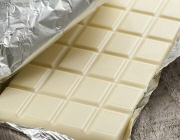 Η λευκή σοκολάτα δεν είναι τελικά αυτό ακριβώς που νομίζεις