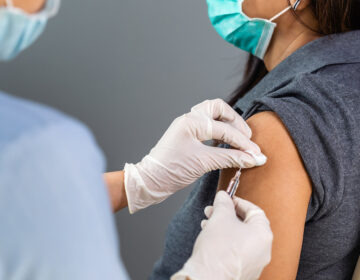 Σε λίγες ημέρες το πρόγραμμα των κατ’οίκων εμβολιασμών – Πόσοι έχουν εμβολιαστεί μέχρι σήμερα