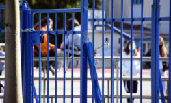 Δωδεκάχρονος απείλησε με μαχαίρι συμμαθητή του σε αυλή δημοτικού σχολείου, στη Θεσσαλονίκη