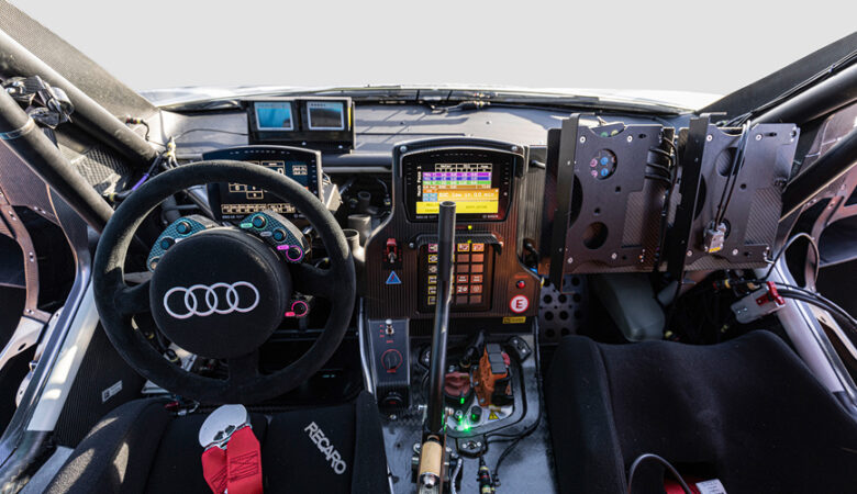 Απίθανο το πιλοτήριο του Audi RSQ e-tron που θα τρέξει ο Κάρλος Σάινθ στο ράλι  Dakar 2022