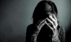 Συνελήφθη 33χρονος για βιασμό, ενδοοικογενειακή απειλή και κλοπή σε βάρος της εν διαστάσει συζύγου του