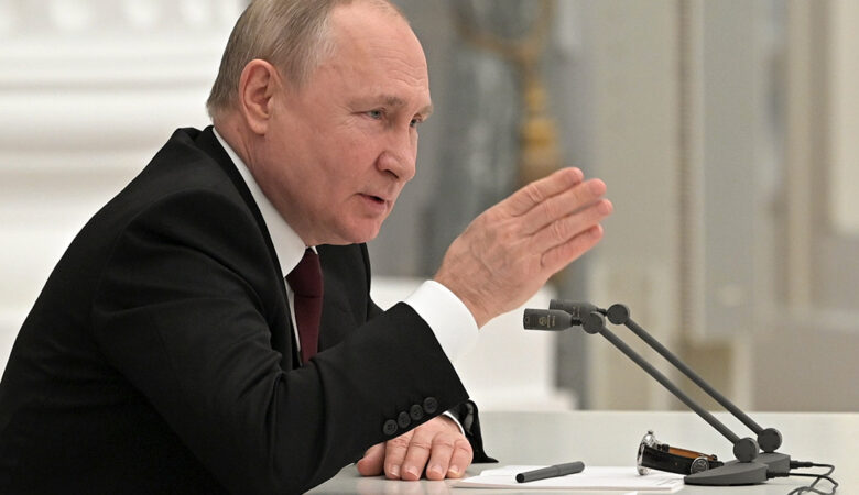 Πούτιν: «Οι συμφωνίες του Μινσκ δεν υφίστανται πλέον» – Ζητάει την αποστρατιωτικοποίηση της Ουκρανίας 