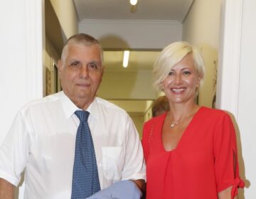 Ελεύθερη με περιοριστικούς όρους η χήρα του Γιώργου Τράγκα για την υπόθεση φοροδιαφυγής