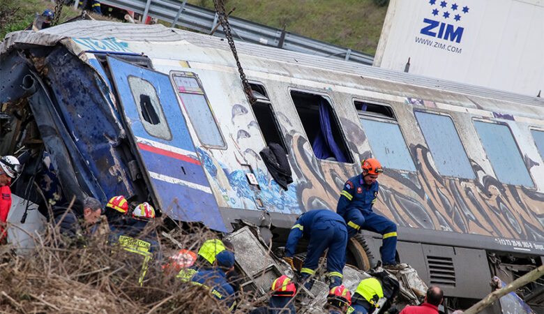 Οκτώ ερωτήσεις – απαντήσεις για τη διευκόλυνση των τραυματιών του σιδηροδρομικού δυστυχήματος των Τεμπών