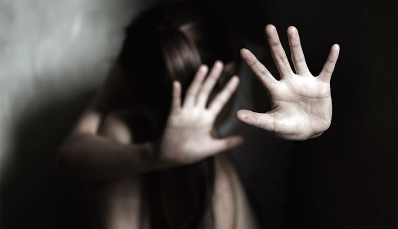 Φθιώτιδα: Σύλληψη 37χρονου για την κακοποίηση της συζύγου και των παιδιών τους