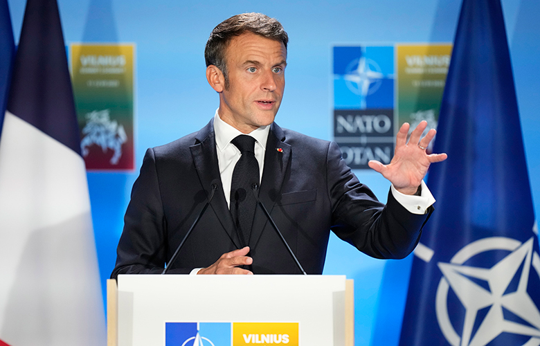 Ο Μακρόν μετά τα αποτελέσματα των ευρωεκλογών ανακοίνωσε την προκήρυξη βουλευτικών εκλογών στην Γαλλία
