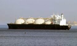 Η Ρωσία θα επιδιώξει να παρακάμψει τις κυρώσεις της ΕΕ σε επιχειρήσεις της υγροποιημένου φυσικού αερίου