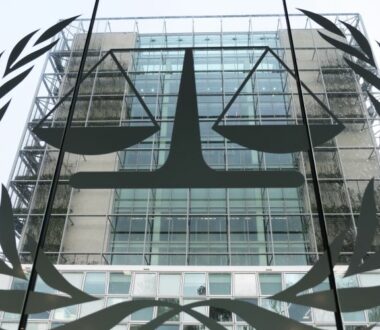 Σφοδρές αντιδράσεις του Ισραήλ κατά του εισαγγελέα του Διεθνούς Ποινικού Δικαστηρίου που ζήτησε ένταλμα σύλληψης του Νετανιάχου