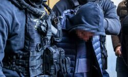 Δολοφονία αστυνομικού στου Ρέντη: Νέοι ανατριχιαστικοί διάλογοι μεταξύ κατηγορουμένων – «Θα φας 10 χρόνια και θα βγεις “όνομα”»