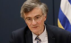 Σωτήρης Τσιόδρας: «Δεν δικαιολογούμαστε το 2024 να έχουμε επιδημίες ιλαράς»