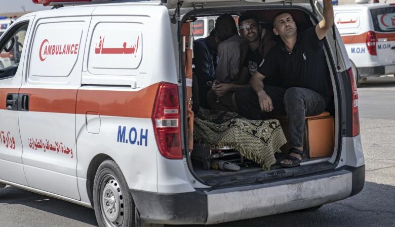 Βομβαρδισμός αποθήκης του ΟΗΕ στη Ράφα με πολλούς τραυματίες Παλαιστίνιους